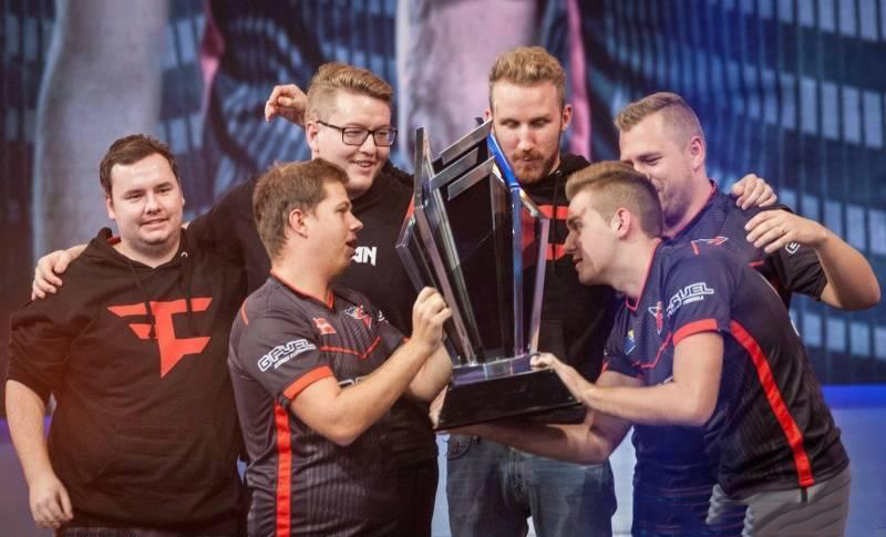 SunPayus ： 团队化学反应很好，我与 Hunter 非常契合;-